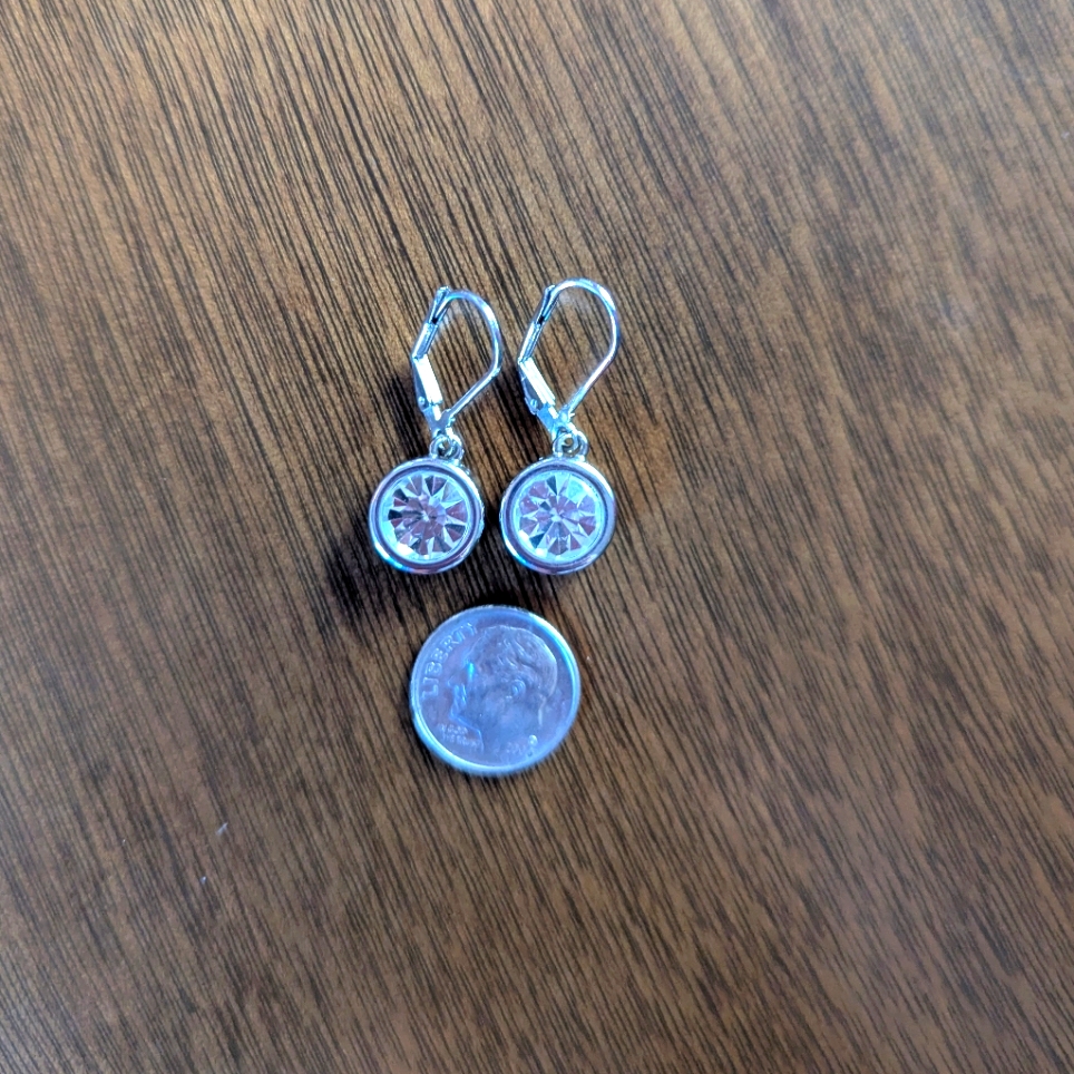 Tahari Crystal Dangle Earrings 22$